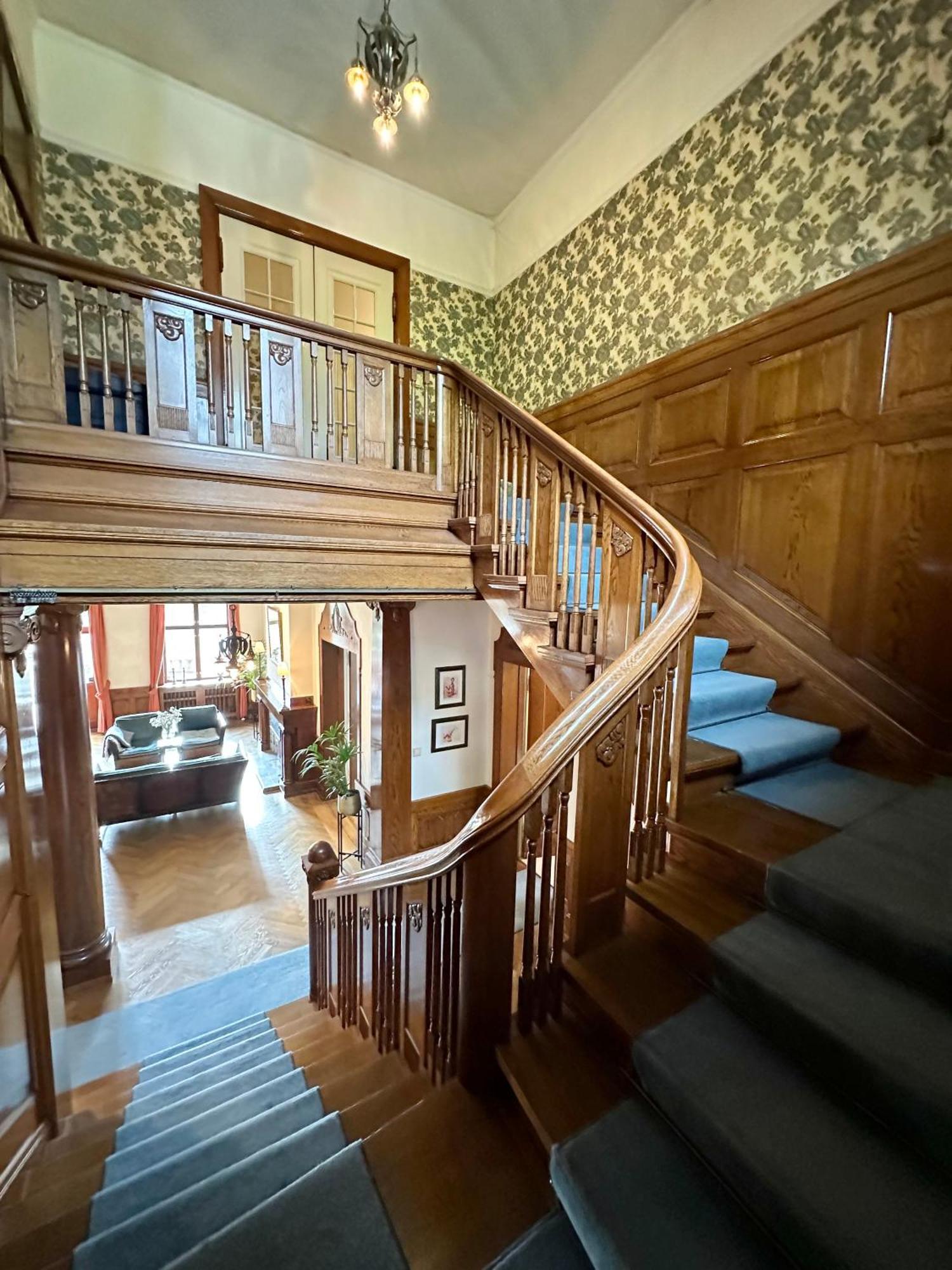 Unique Victorian Villa With Private Coastline Берген Екстер'єр фото