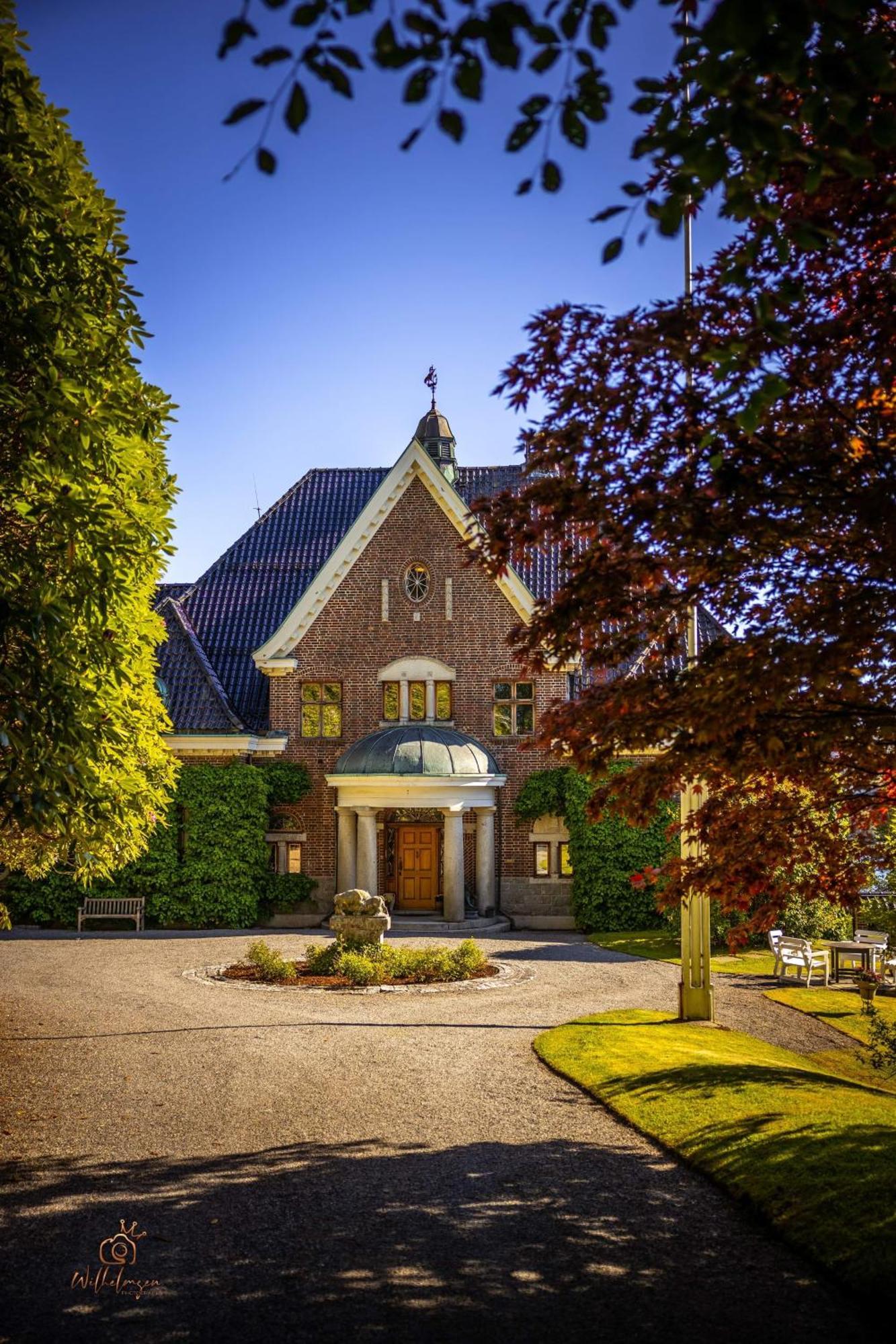 Unique Victorian Villa With Private Coastline Берген Екстер'єр фото