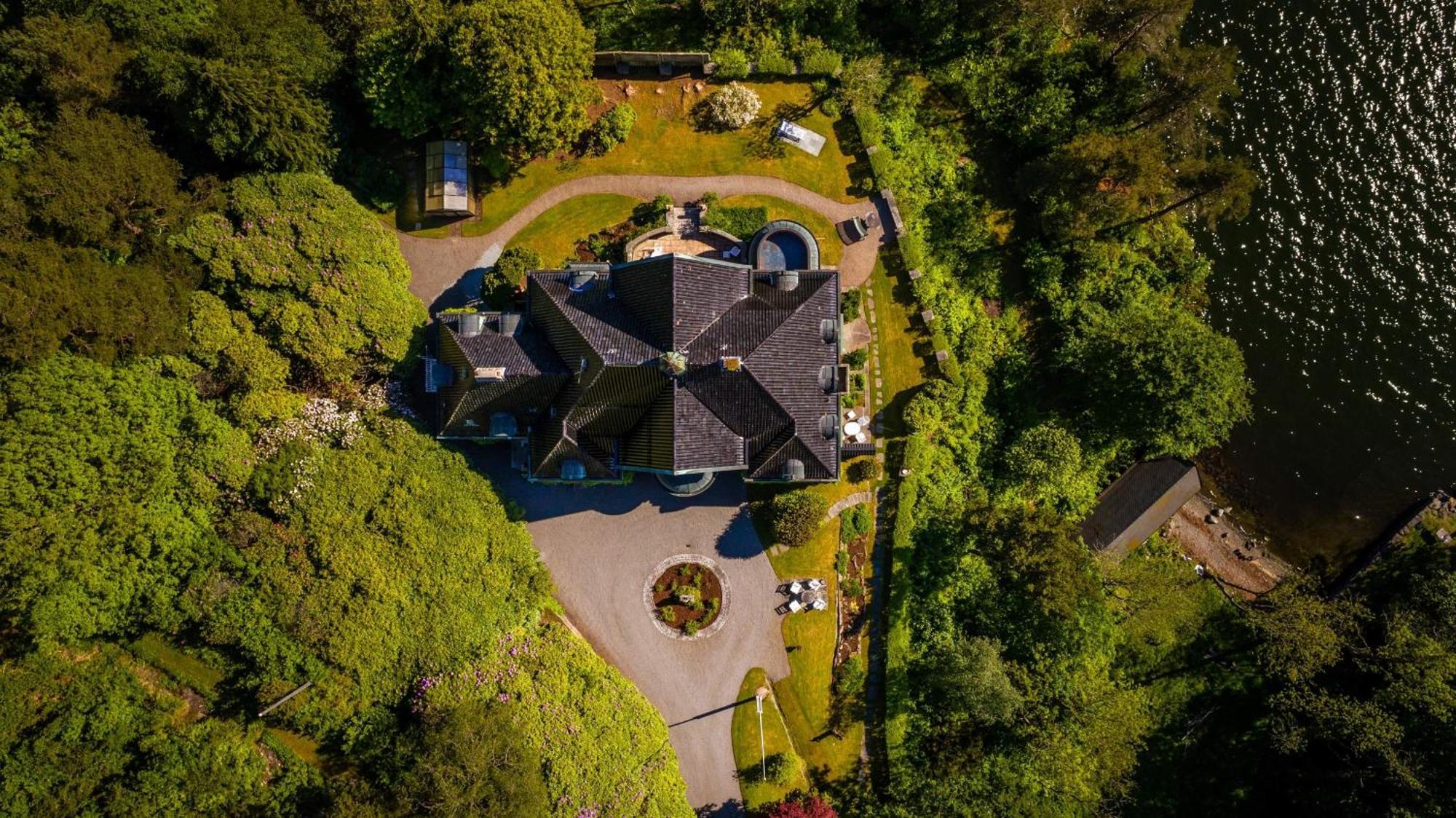 Unique Victorian Villa With Private Coastline Берген Екстер'єр фото
